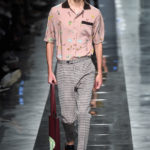 フェンディ2018春夏からバナナモチーフのメンズ向けアイテム登場